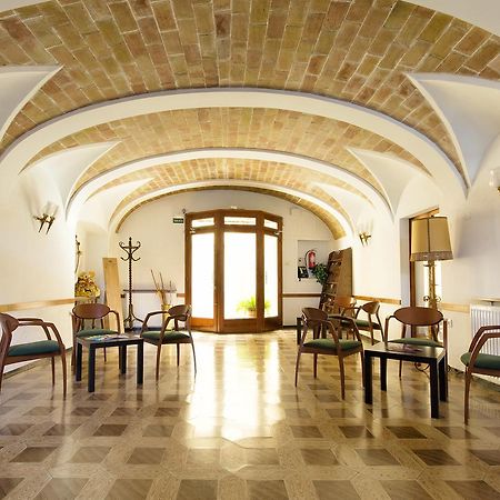 קאלדס דה מאלבלה Hostal Fabrellas מראה חיצוני תמונה