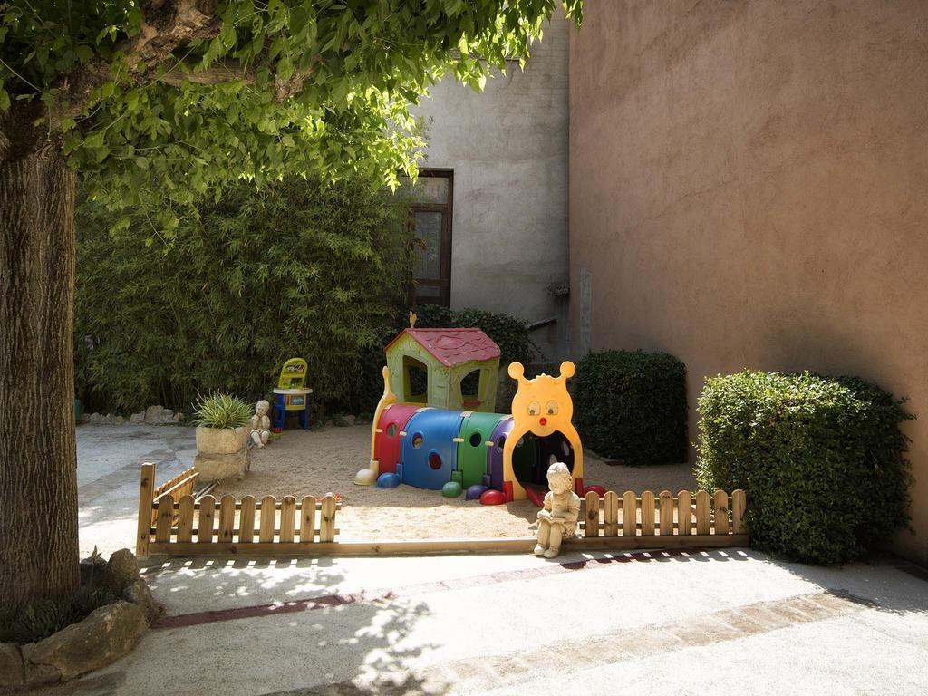 קאלדס דה מאלבלה Hostal Fabrellas מראה חיצוני תמונה