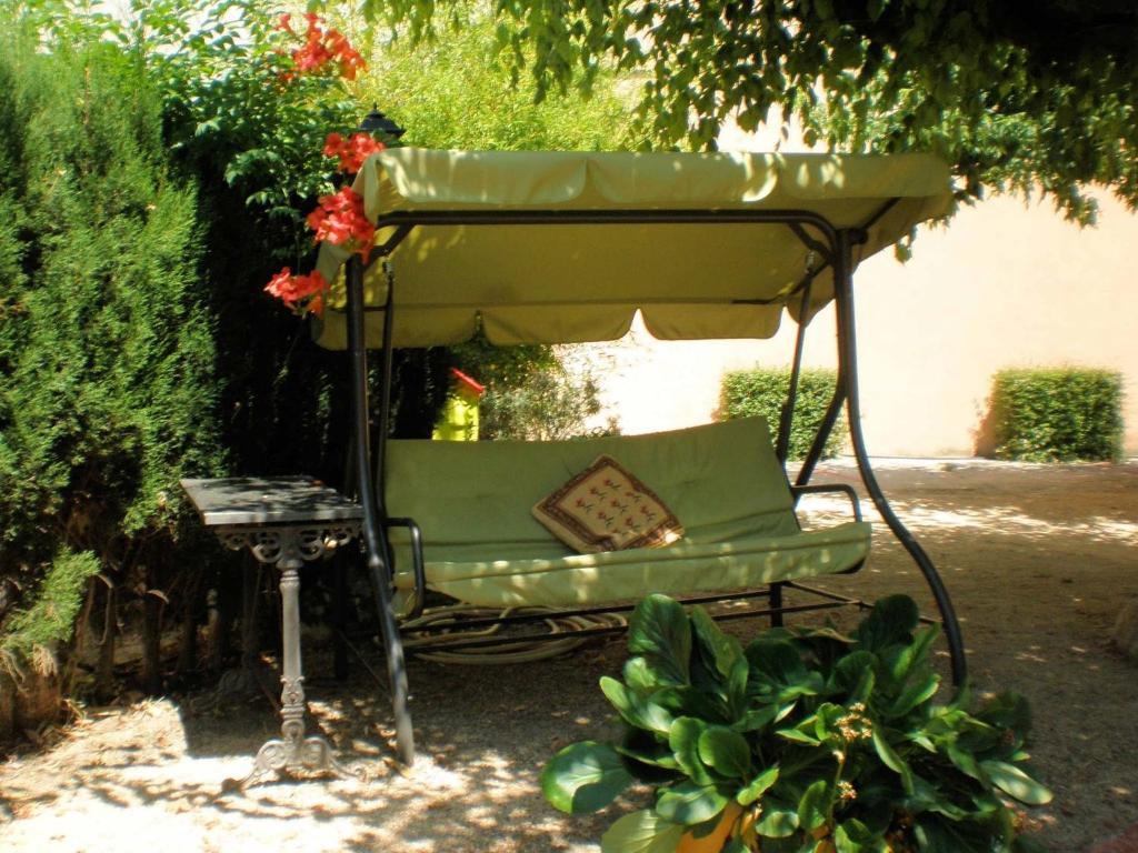 קאלדס דה מאלבלה Hostal Fabrellas מראה חיצוני תמונה